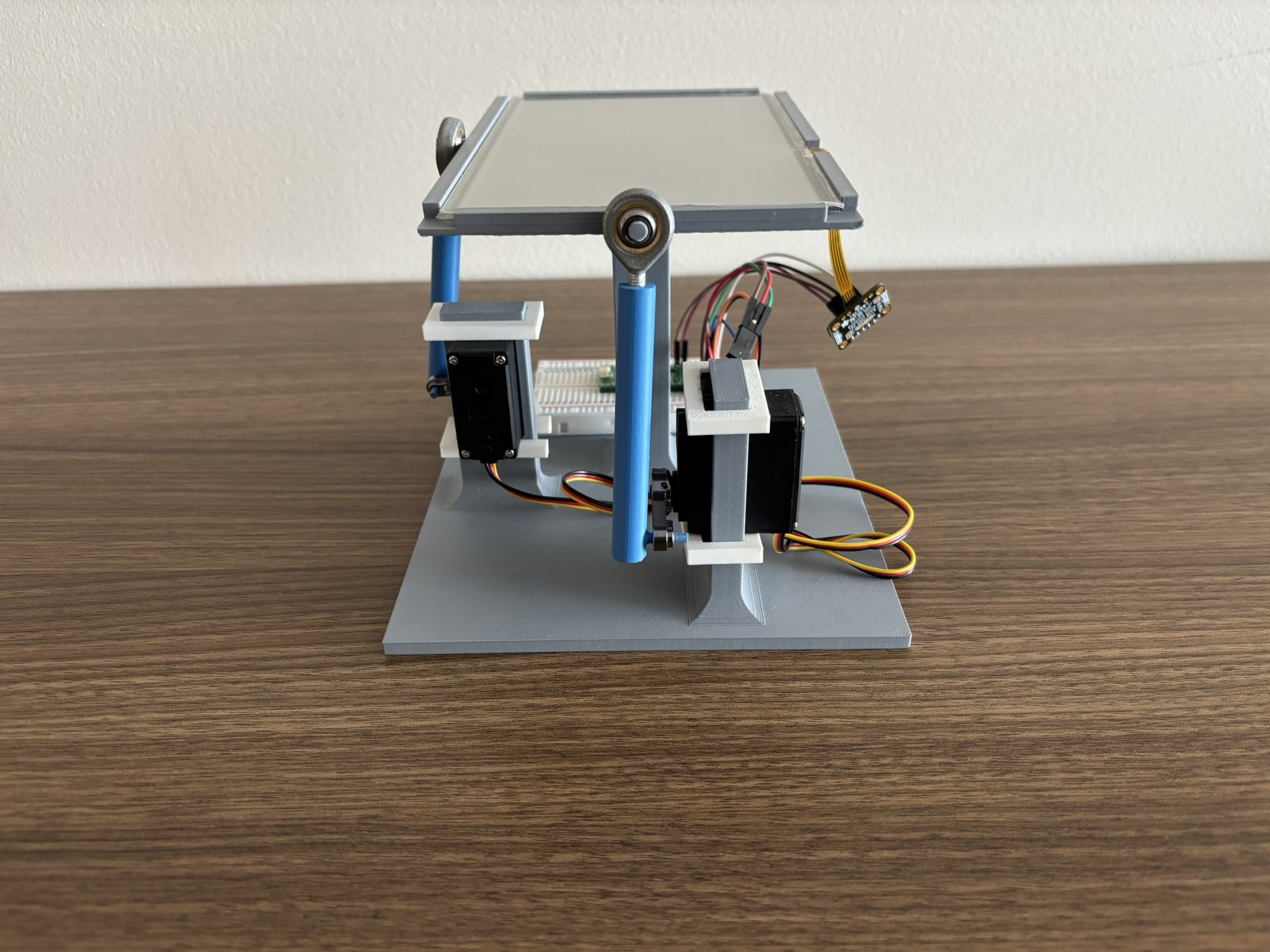 Ball-balancing platform alternate view